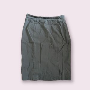 Womens Van Heusen Skirt Size 2 Gray Stretch Straight Back Slits